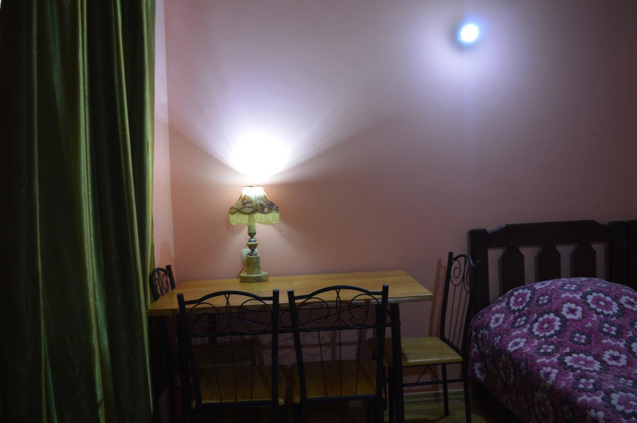 Vintage House 19 Century Leilighet Tbilisi Eksteriør bilde